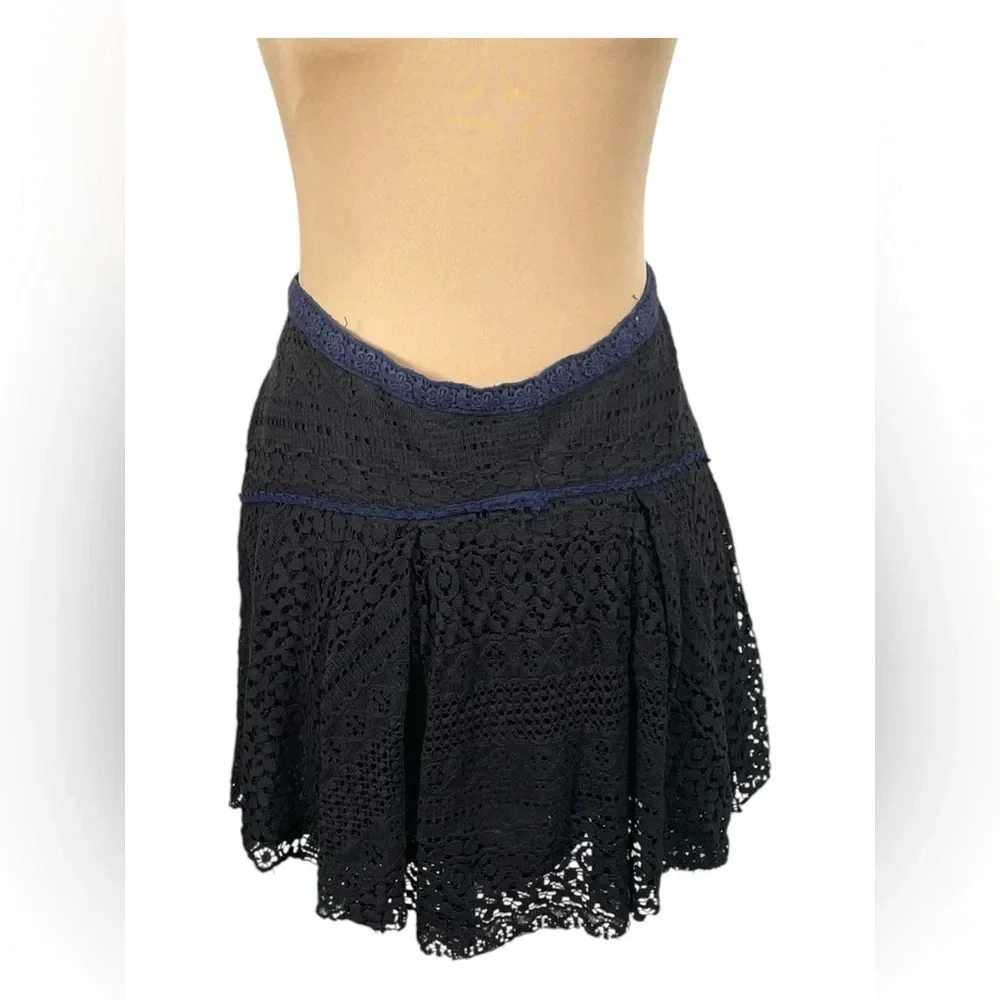 Free People Apple Of My‎ Eye Crochet Mini Skirt Size 10